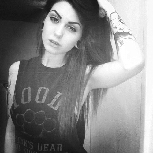 theneckbreakers:  where the finest people on tumblr unite and break necks