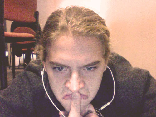 niallerspenis:  niallerspenis-deactivated201708: Cole being…Well, Cole.  can we