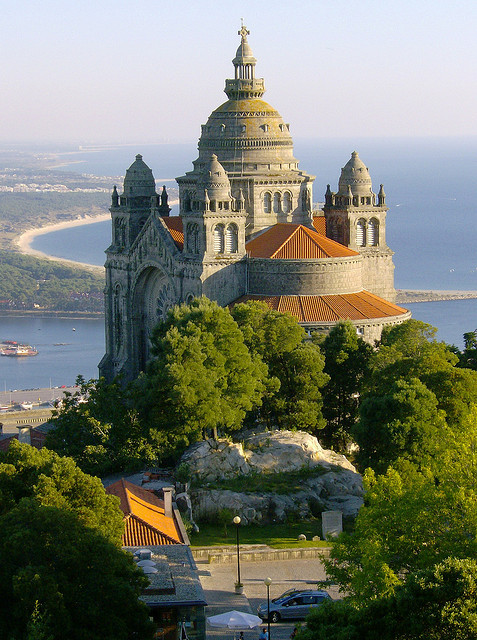 Basilica de Santa Luiza in Viana do Castelo, Portugal (by Patrícia Marques).