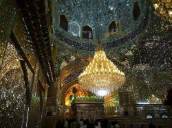 breathingvioletfog:    Aramgah-e Shah-e Cheragh (Mirrored Mausoleum for Imam Reza’s brothers) in Shiraz, Iran.   