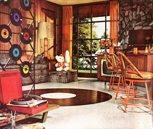 cryptofwrestling:  One swinging 1960s era pad… 