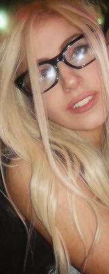ϟNicole-The Fame Monster