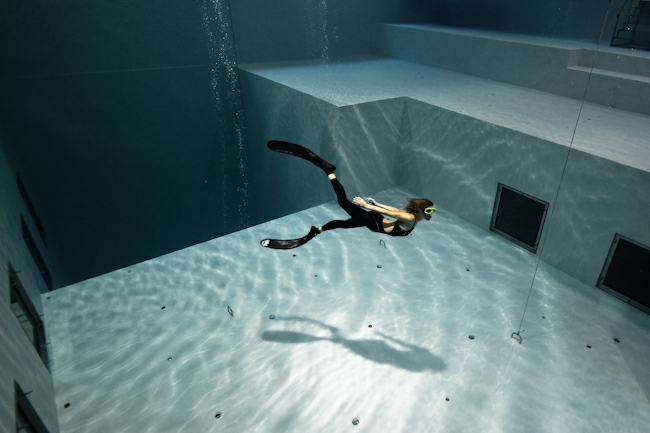 antisocialblogger:  Nemo 33 by John Beernaerts, 2004 The world’s deepest indoor