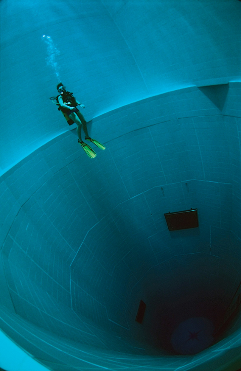 antisocialblogger:  Nemo 33 by John Beernaerts, 2004 The world’s deepest indoor swimming pool is located in Brussels, Belgium. Its maximum depth is 34.5 meters, 113 feet, and contains 2.5 million liters of non-chlorinated, highly filtered spring water