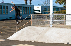 the-state-of-skate:  Skate | Street | Girls | Graffiti