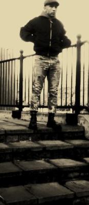 skinheadska:  This is me, on a sunday lol  