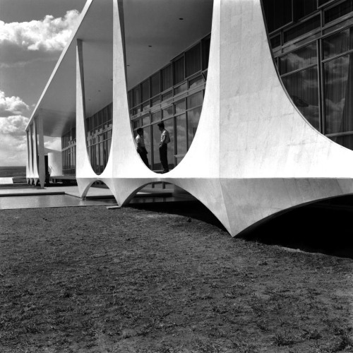 rcruzniemiec: Brasilia Under Construction Designed by Oscar Niemeyer and built in the late 50s Bra