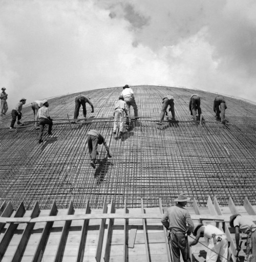 rcruzniemiec: Brasilia Under Construction Designed by Oscar Niemeyer and built in the late 50s Bra