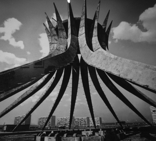 rcruzniemiec: Brasilia Under Construction Designed by Oscar Niemeyer and built in the late 50s Bra