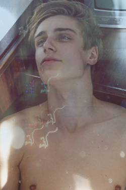 strangeforeignbeauty:  Tim Borrmann by Ryan