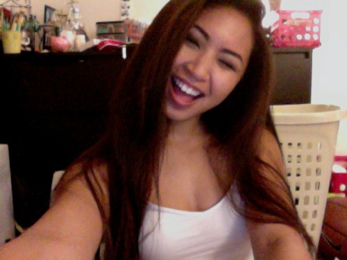 bowlofnicole:  Boredom strikes again www.facebook.com/teamnicoleleigh IG: @teamnicoleleigh Kik: @kikmenicole 