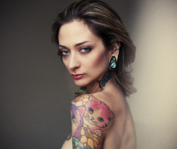 Portrait By Hannes Caspar, Model Theresa Manchester