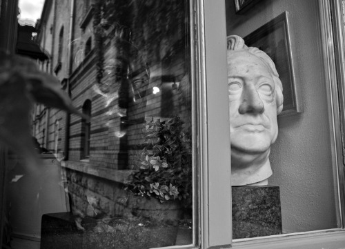 125tel-by-kum: Goethe black and white.  www.125tel.wordpress.com