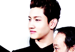 He look really happy :&ldquo;)