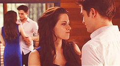 lekinkytwilighters:  NEW #breakingdawn part 2 clip “The Mirror” 