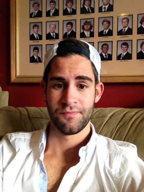 happyhourprofessional:Day 5 of No-Shavehave November and going strong!