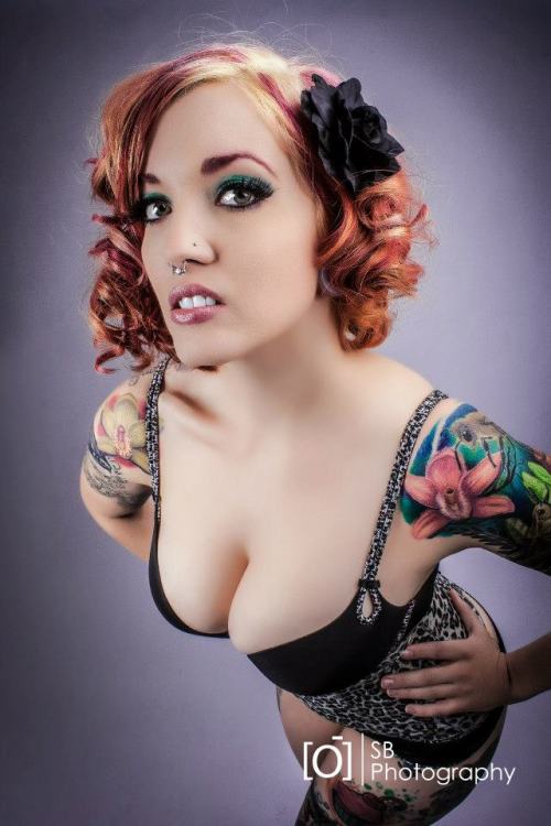 ohmygodbeautifulbitches:  Rockin Robin 