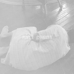 realchemistry:  The sun ain’t gonna shine anymore when you’re without her 