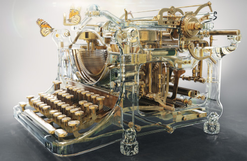 mydarkenedeyes:Aleksandr Kuskov - Time Machine (2012)