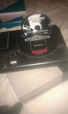 bankr0lls:  Yooo I got that new Sega Genesis