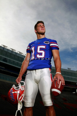 Yum, Tim Tebow&rsquo;s CIRCUMCISED meat head