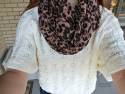 purpl3-anch0rs:  jenna-canon:  my outfit today, it was chilly :3  omgosh i want your scarf! 
