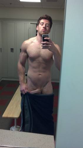 luckyhudson:  ginger muscle 
