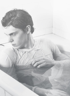 lewis-tan:  Evan Peters for Flaunt Magazine