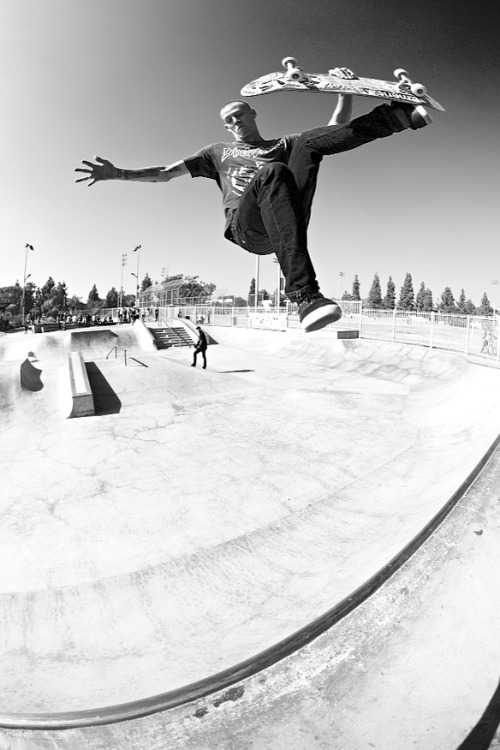 joshuapollina:  collin provost / boneless / photo: arto saari 