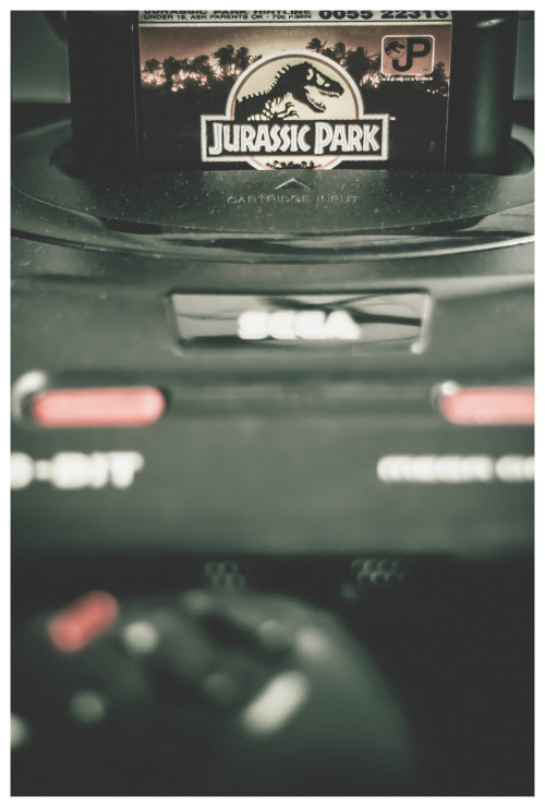 iamsoretro:  Sega Mega Drive Jurassic Park  photograph by jvsphotos