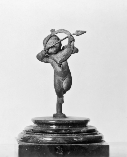 ancientart:Eros with a Bow and Arrow, Greek or Roman, ca. 100 BC-AD 200, bronze.Courtesy & curre