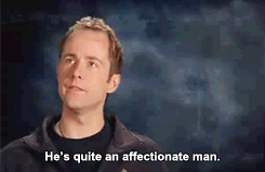 theresstillheroesinthisworld:  Viggo kisses Billy Boyd (x) 