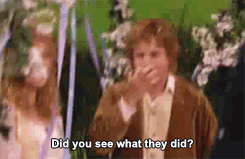 theresstillheroesinthisworld:  Viggo kisses Billy Boyd (x) 