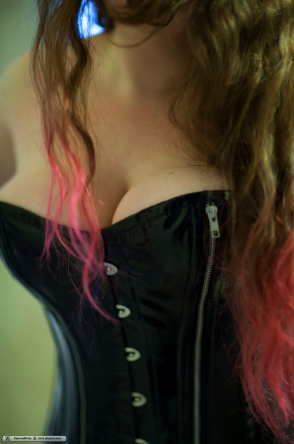 bumpsnboobs:modelkatrinawhite:Photo taken by Jake J ThomasModel: Katrina WhiteFrom: Katrina White in Black on Zivity.comClick the photo to see the full set 