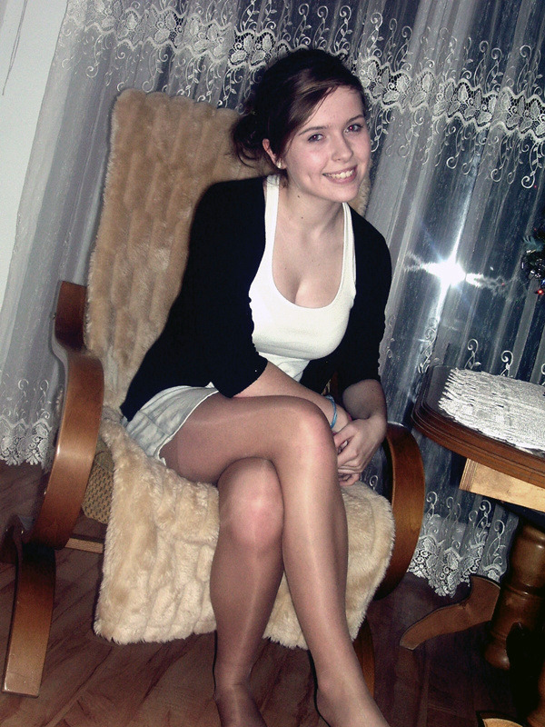 bestcandidpantyhose:  Candid Pantyhose of the day 11/25/2012 