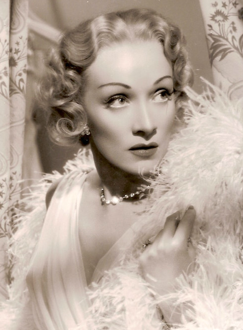 Porn Marlene Dietrich photos