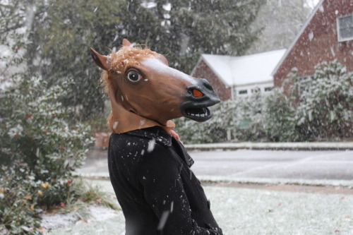 twerkingturkey:  MAYB SHE’S BORN WITH IT…………………..MAYB ITS MAYBELLINE  