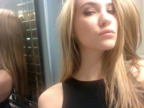 midnight-shame:  blondy-pop:    I have real codes on my blog! no jokes, other wise i will get hate!!! xo  I know this is very hard to believe, but if you dont believe me, you loss baby!!!    Maths exam