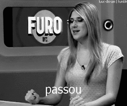 "AAAAAAII QUE VONTADE DE ESTUDAR..."