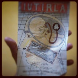 Encontre un boceto hecho en el primer semestre de diseño gráfico en el iutirla&hellip; malaaaaaso!!!