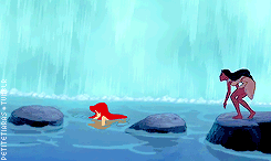 petitetiaras:  At first, Pocahontas wanted to chase after the settlers, but then