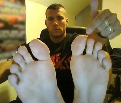 Porn Pics see his feet….