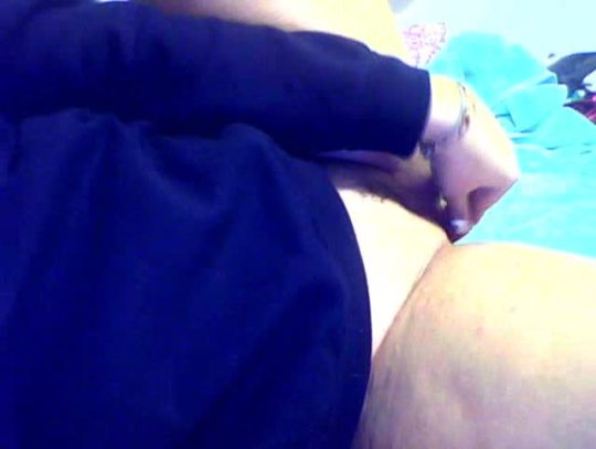 kbplaywithme:  fuck i need a good dick right now. 