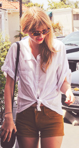 lcvato-blog:  Favorite Taylor Swift Candids 