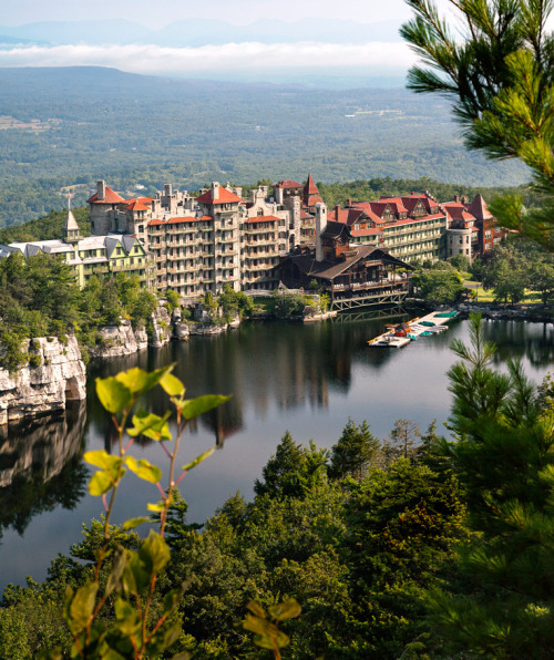 condenasttraveler: The World’s Best Places to Stay | Mohonk Mountain House, New Paltz, New Yor