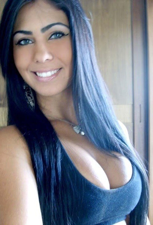 pulverlac67:  Don’t be afraid, it is ok if you stare to my cleavage while we chat.