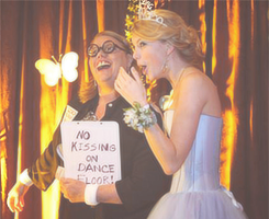 everylittlepieceloves:  God Bless Andrea Swift. 