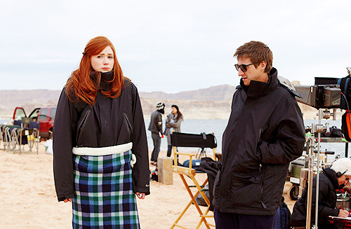 68∞ picture of Arthur Darvill (Bonus Karen Gillan)