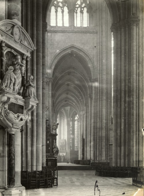 lostsplendor:Amiens, France, 1903. (by Brooklyn Museum)
