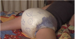 sabinedl:  now thatâ€™s a thick diaper